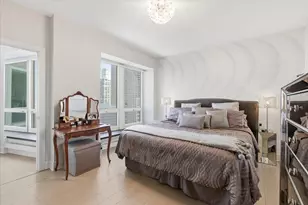 57 E Delaware Pl, Chicago, IL 60611 - Photo 12