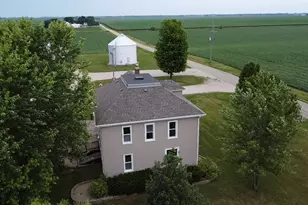 4731 E 10th Rd, Earlville, IL 60518 - Photo 2