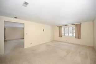 1727 Warwick Ln, Schaumburg, IL 60193 - Photo 18