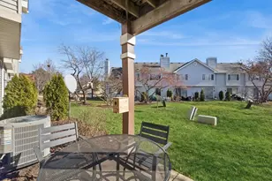 2801 Odlum Dr, Schaumburg, IL 60194 - Photo 18