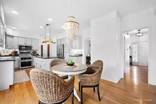 39W844 Carl Sandburg Rd, Saint Charles, IL 60175 - Photo 16