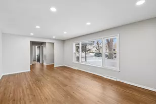 12323 S 74th Ave, Palos Heights, IL 60463 - Photo 4