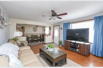 260 W Country Court, Bourbonnais, IL 60914 - Photo 8