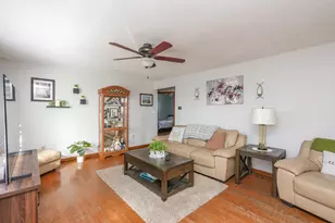 260 W Country Ct, Bourbonnais, IL 60914 - Photo 4