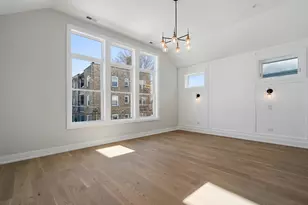 3051 N Christiana Ave, Chicago, IL 60618 - Photo 14