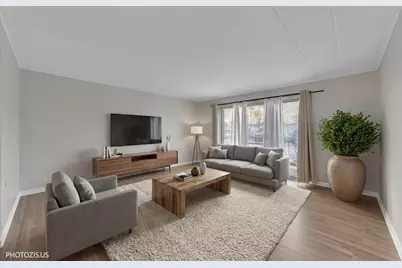 100 Deborah Lane #16A, Wheeling, IL 60090 - Photo 2