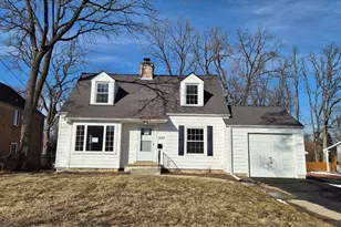 1524 Olive Rd, Homewood, IL 60430 - Photo 1