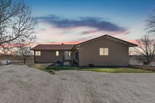 42242 N 770 East Rd, Rankin, IL 60960 - Photo 2