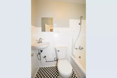 426 N Lake Street #1, Aurora, IL 60506 - Photo 12