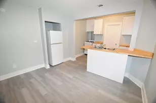 426 N Lake St, Aurora, IL 60506 - Photo 8