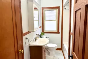 721 Adams St, Ottawa, IL 61350 - Photo 16