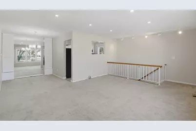 205 Nantucket Harbor #205, Schaumburg, IL 60193 - Photo 8