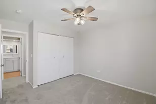 205 Nantucket Harbor, Schaumburg, IL 60193 - Photo 10