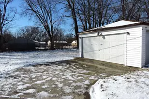 15328 Parkside Dr, Markham, IL 60428 - Photo 20