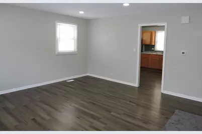 15328 Parkside Drive, Markham, IL 60428 - Photo 4