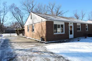 15328 Parkside Dr, Markham, IL 60428 - Photo 2