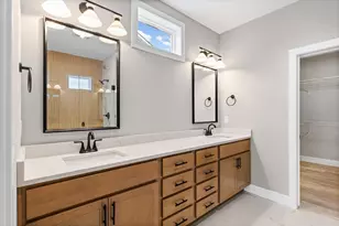 3902 Bay Cir, Champaign, IL 61822 - Photo 16