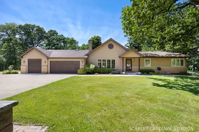 6N368 Oakwood Drive, Campton Hills, IL 60175 - Photo 2