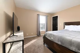 24050 W Champion Dr, Plainfield, IL 60585 - Photo 24