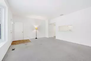 51 Arboretum Dr, Lombard, IL 60148 - Photo 6