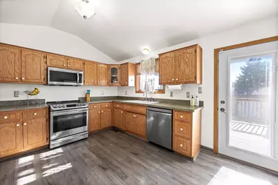 520 High Grove Drive, Minooka, IL 60447 - Photo 8