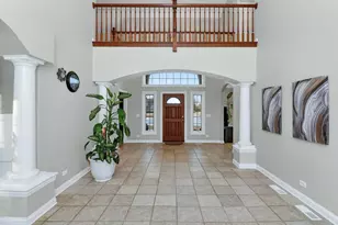 5500 Half Hollow Ct, Oswego, IL 60543 - Photo 2