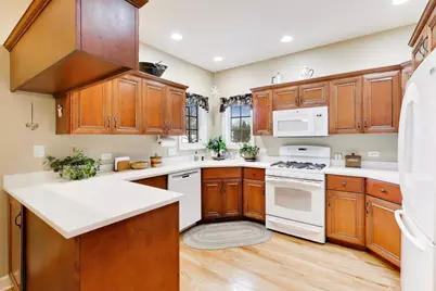 [Address not provided], Western Springs, IL 60558 - Photo 2