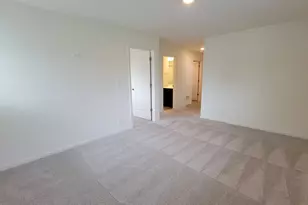 200 Goldenrod Dr, Elgin, IL 60124 - Photo 18