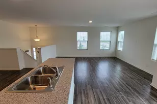 200 Goldenrod Dr, Elgin, IL 60124 - Photo 6