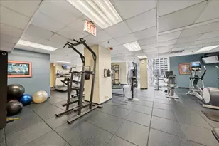 200 N Dearborn St, Chicago, IL 60601 - Photo 28