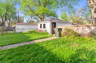 16781 Head St, Hazel Crest, IL 60429 - Photo 22