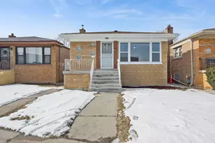 8948 S Vincennes Ave, Chicago, IL 60620 - Photo 2