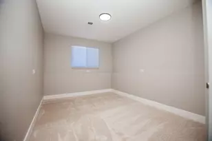 306 W 111th St, Chicago, IL 60628 - Photo 16