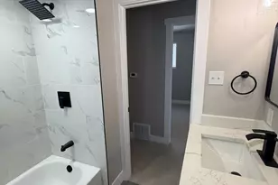 306 W 111th St, Chicago, IL 60628 - Photo 14