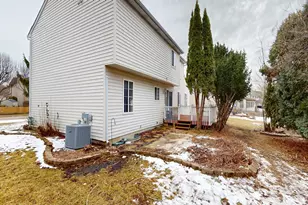 2190 N Heartland Path, Lake Villa, IL 60046 - Photo 28