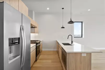 2505 W Farragut Avenue #401, Chicago, IL 60625 - Photo 6