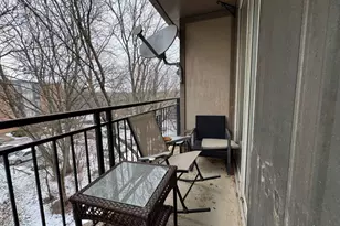 5820 Oakwood Dr, Lisle, IL 60532 - Photo 10