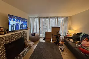 5820 Oakwood Dr, Lisle, IL 60532 - Photo 2