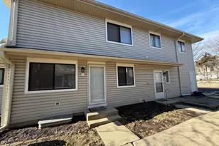 29W526 Winchester Circle, Warrenville, IL 60555 - Photo 16