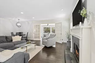 271 Sunset Ave, Glen Ellyn, IL 60137 - Photo 10