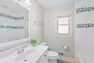 271 Sunset Ave, Glen Ellyn, IL 60137 - Photo 22