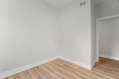 818 S Karlov Avenue, Chicago, IL 60624 - Photo 16