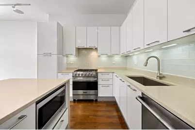 1611 N Hermitage Avenue #205, Chicago, IL 60622 - Photo 8