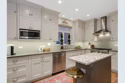 1049 Hinman Avenue, Evanston, IL 60202 - Photo 14