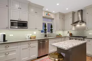 1049 Hinman Ave, Evanston, IL 60202 - Photo 14