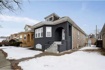 4422 W Iowa Street, Chicago, IL 60651 - Photo 2