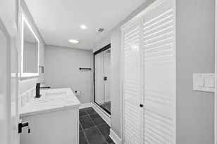 4422 W Iowa St, Chicago, IL 60651 - Photo 38