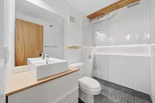 1727 S Indiana Ave, Chicago, IL 60616 - Photo 12