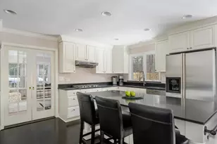 2775 Sheridan Rd, Evanston, IL 60201 - Photo 12