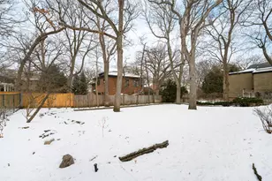 2775 Sheridan Rd, Evanston, IL 60201 - Photo 24